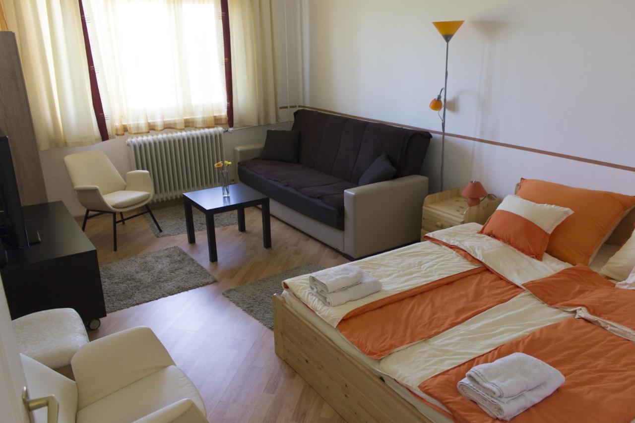 Apartman "A" Szeged Exterior foto
